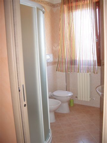 foto 9 Huurhuis van particulieren Campomarino appartement Molise Campobasso (provincie) badkamer