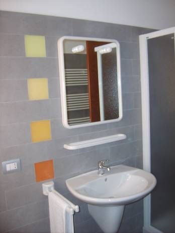 foto 11 Huurhuis van particulieren Alba Adriatica appartement   badkamer