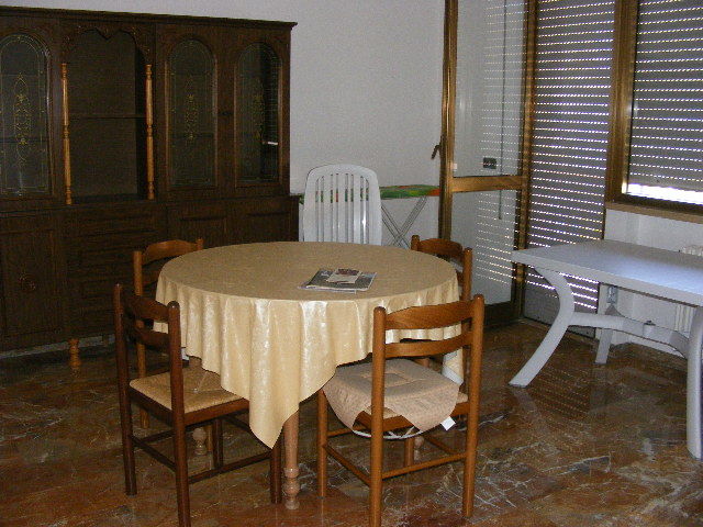 foto 1 Huurhuis van particulieren Roseto degli Abruzzi appartement Abruzzen Teramo (provincie van) Woonkamer