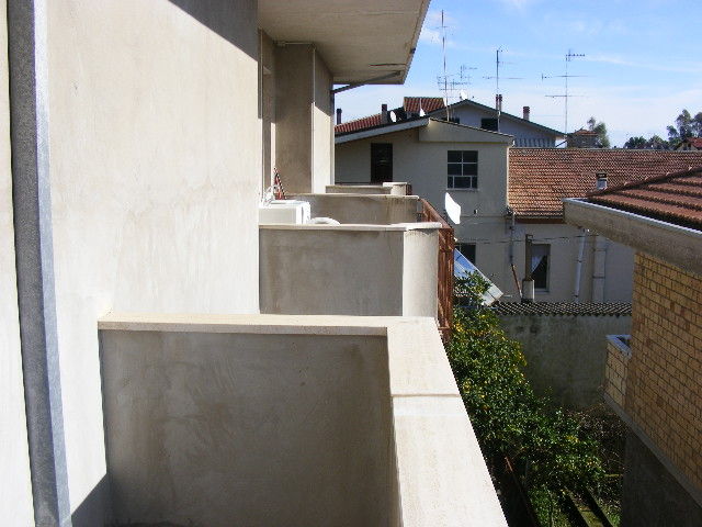 foto 13 Huurhuis van particulieren Roseto degli Abruzzi appartement Abruzzen Teramo (provincie van) Balkon 1