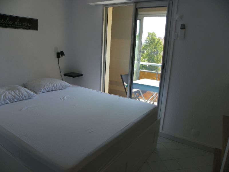 foto 11 Huurhuis van particulieren  appartement Provence-Alpes-Cte d'Azur Var slaapkamer