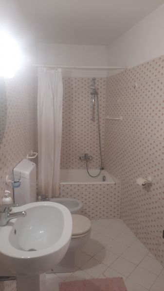 foto 9 Huurhuis van particulieren Levanto appartement Liguri La Spezia (provincie) badkamer
