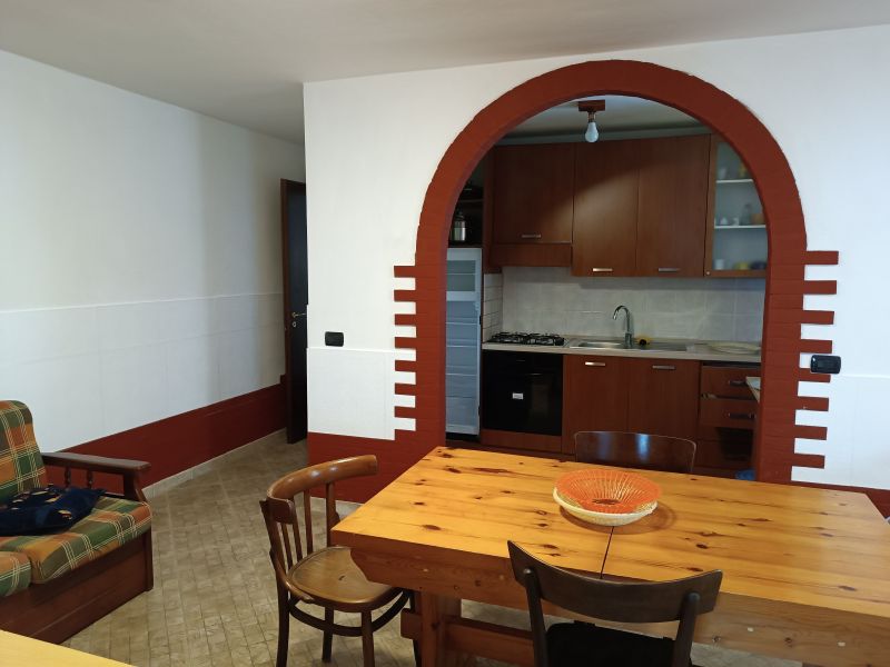 foto 13 Huurhuis van particulieren Policastro Bussentino appartement Campani Salerno (provincie) Gesloten keuken