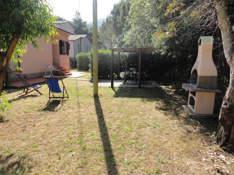 foto 5 Huurhuis van particulieren Rio nell'Elba appartement Toscane Eiland Elba Tuin