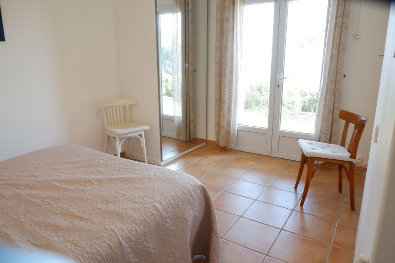 foto 16 Huurhuis van particulieren Le Lavandou appartement Provence-Alpes-Cte d'Azur Var slaapkamer 1