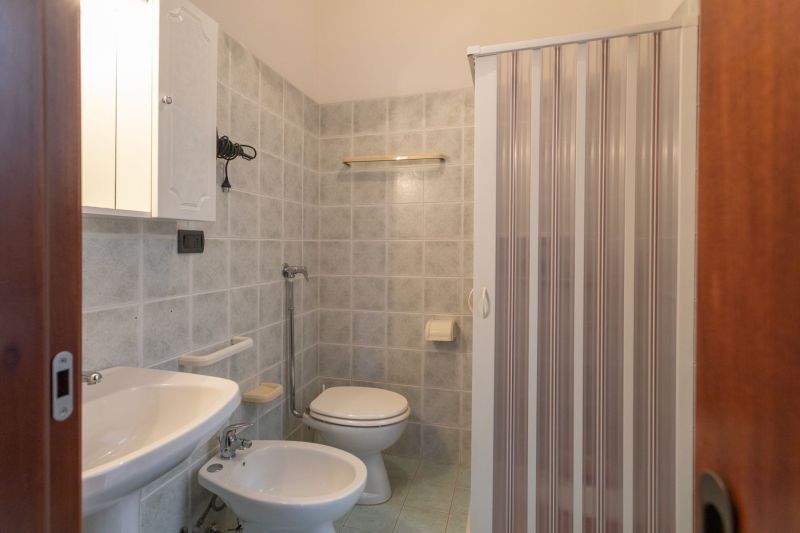 foto 15 Huurhuis van particulieren Ugento - Torre San Giovanni appartement   badkamer