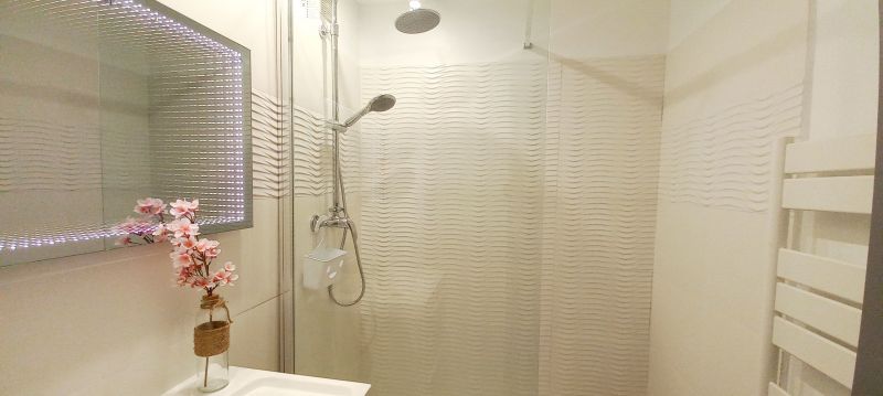 foto 7 Huurhuis van particulieren Bandol appartement Provence-Alpes-Cte d'Azur Var badkamer