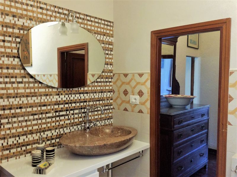 foto 11 Huurhuis van particulieren Campo nell'Elba appartement Toscane Eiland Elba badkamer 1