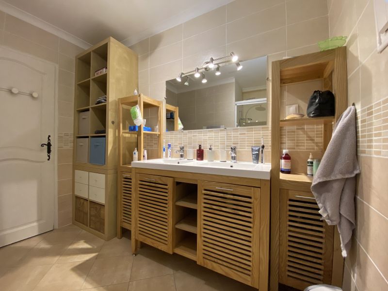 foto 15 Huurhuis van particulieren Uzs maison Languedoc-Roussillon Gard badkamer