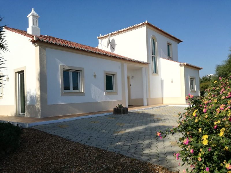 foto 2 Huurhuis van particulieren Olho villa Algarve  Het aanzicht van de woning