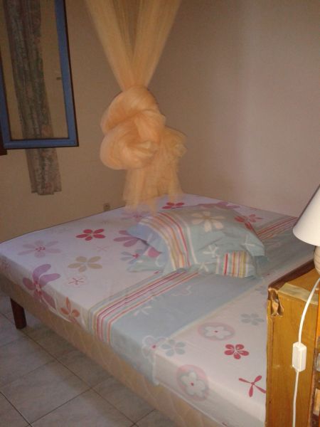 foto 9 Huurhuis van particulieren Sainte Anne (Martinique) appartement   slaapkamer