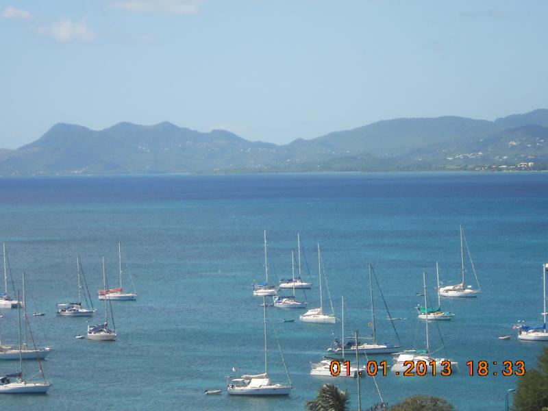 foto 4 Huurhuis van particulieren Sainte Anne (Martinique) appartement   Uitzicht vanaf het balkon