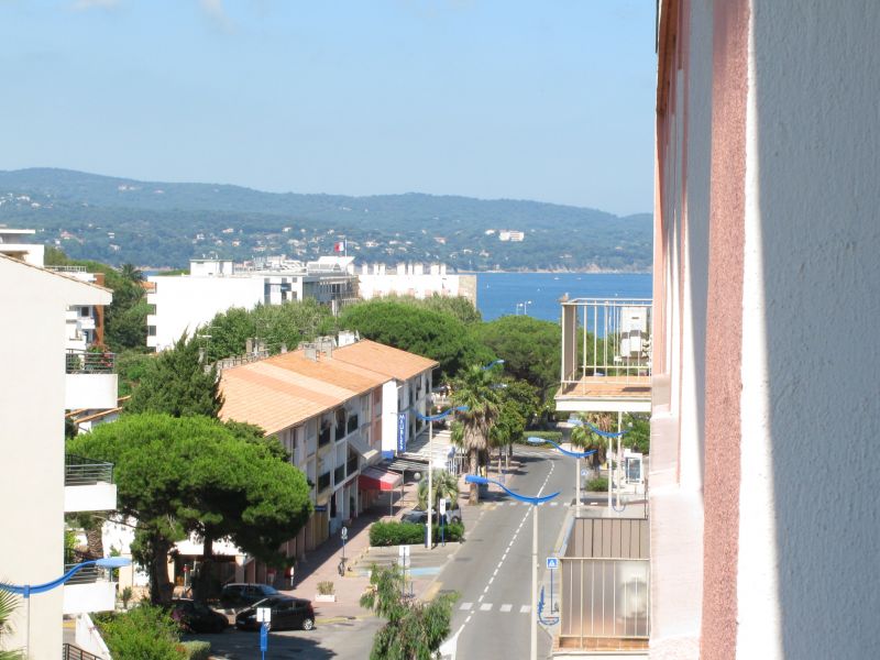 foto 7 Huurhuis van particulieren Cavalaire-sur-Mer appartement Provence-Alpes-Cte d'Azur Var Uitzicht vanaf de woning