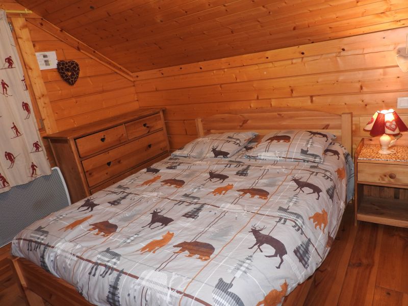 foto 7 Huurhuis van particulieren La joue du Loup chalet Provence-Alpes-Cte d'Azur Hautes-Alpes slaapkamer 2