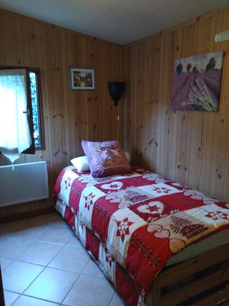 foto 19 Huurhuis van particulieren Le Castellet bungalow Provence-Alpes-Cte d'Azur Var slaapkamer 2