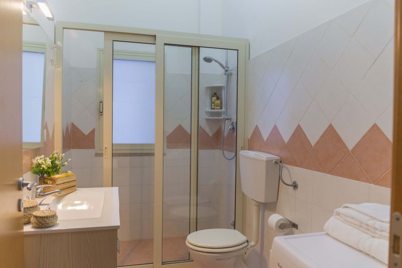 foto 3 Huurhuis van particulieren Marina di Ragusa appartement Sicili Raguse (provincie) badkamer