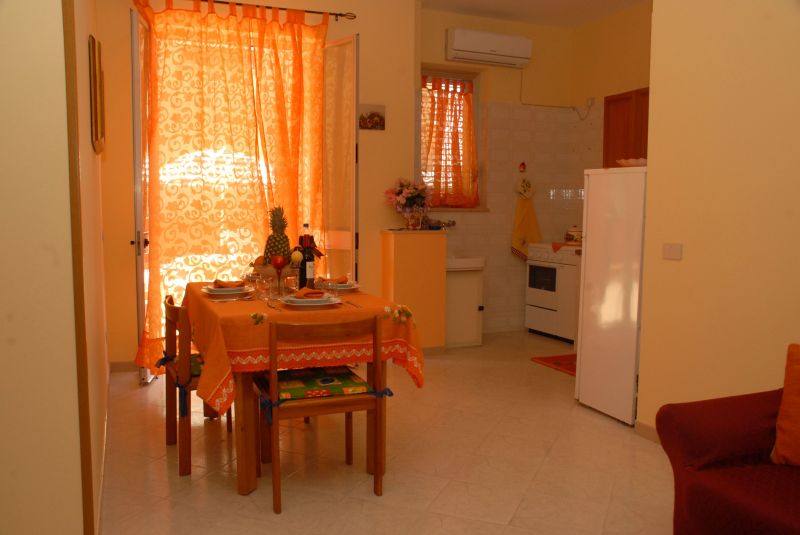 foto 5 Huurhuis van particulieren Balestrate appartement Sicili Palermo (provincie) Eetkamer