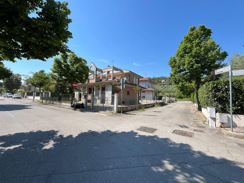 foto 3 Huurhuis van particulieren Pineto villa Abruzzen Teramo (provincie van) Het aanzicht van de woning