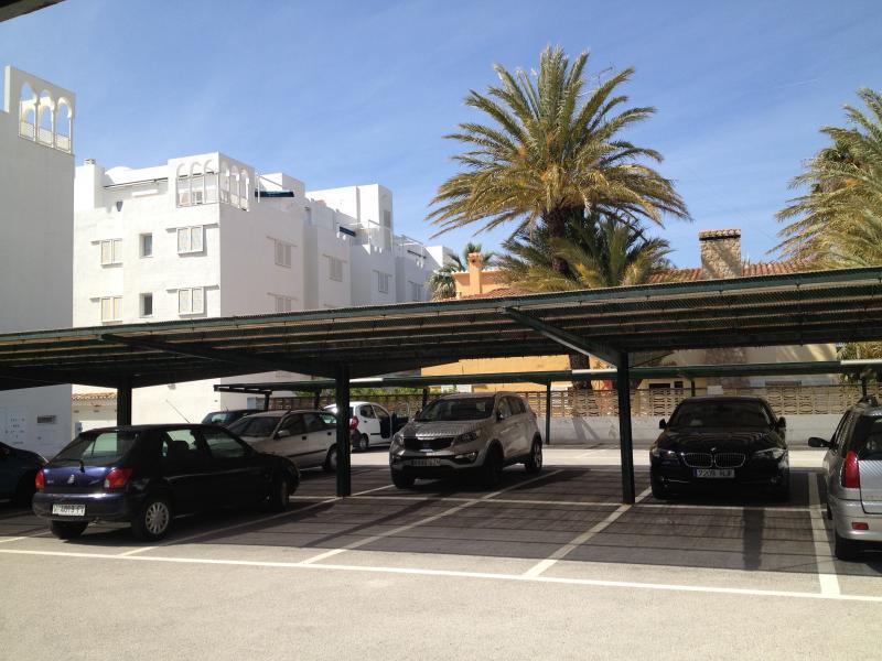 foto 20 Huurhuis van particulieren Dnia appartement Valencia (regio) Alicante (provincia de) Parkeerplaats