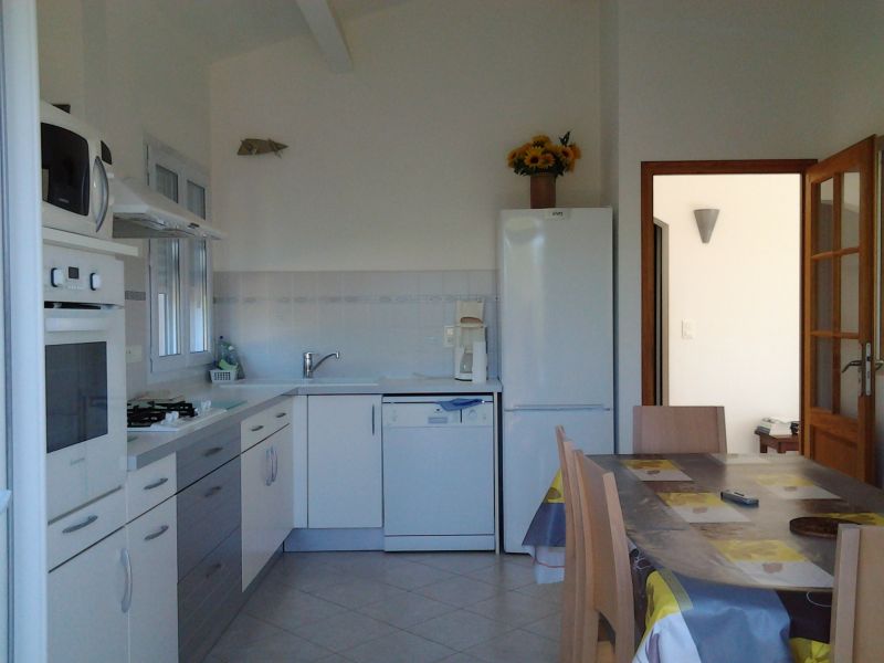 foto 14 Huurhuis van particulieren Tizzano villa Corsica Corse du Sud Gesloten keuken