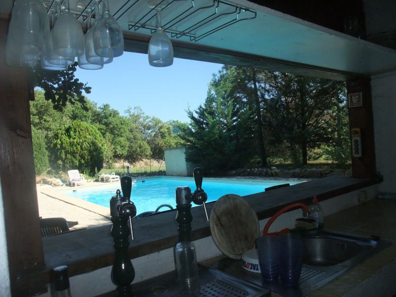 foto 2 Huurhuis van particulieren Anduze villa Languedoc-Roussillon Gard Buitenkeuken