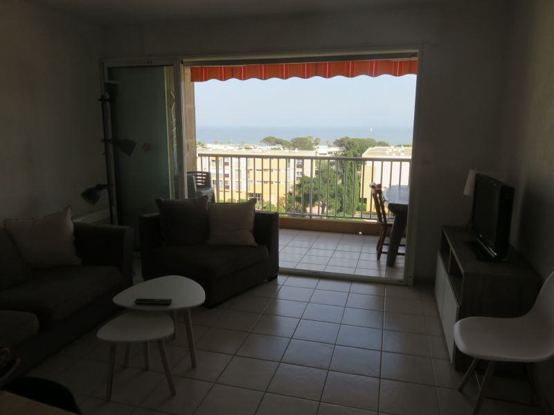 foto 3 Huurhuis van particulieren Le Lavandou appartement Provence-Alpes-Cte d'Azur Var Eetkamer