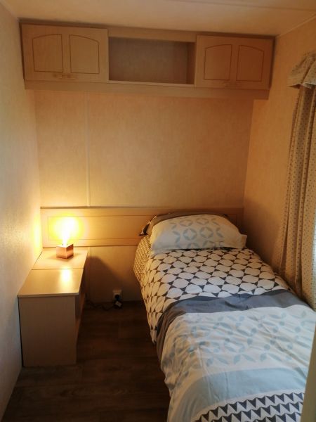 foto 7 Huurhuis van particulieren La Londe-les-Maures mobilhome Provence-Alpes-Cte d'Azur Var slaapkamer 3