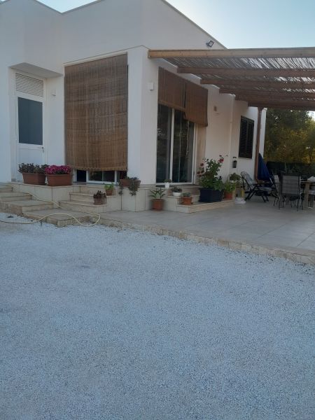 foto 11 Huurhuis van particulieren Carovigno villa Pouilles Brindisi (provincie) Het aanzicht van de woning