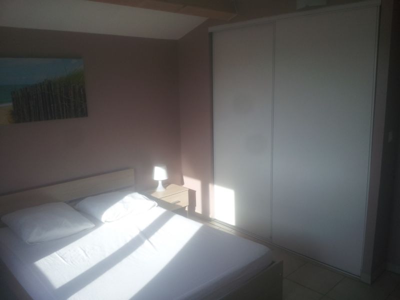 foto 13 Huurhuis van particulieren Hyres appartement Provence-Alpes-Cte d'Azur Var slaapkamer 1