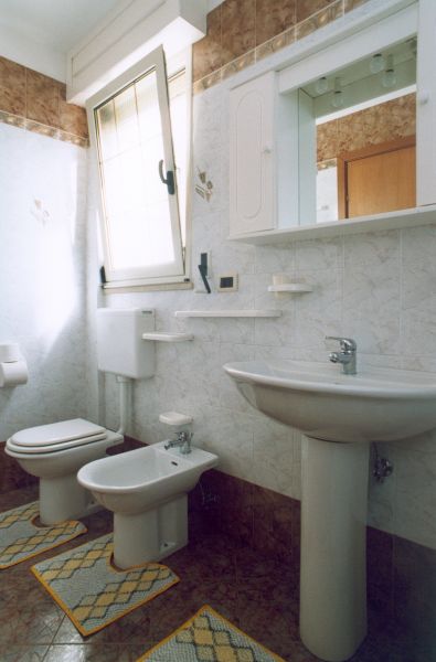 foto 11 Huurhuis van particulieren Torre Pali appartement Pouilles Lecce (provincie) badkamer