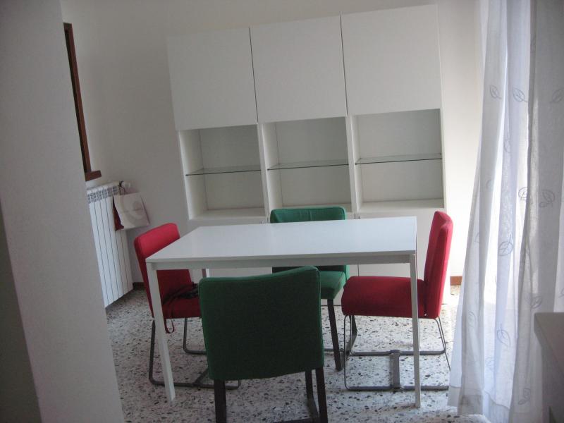 foto 7 Huurhuis van particulieren Follonica appartement Toscane Grosseto (provincie) Gesloten keuken
