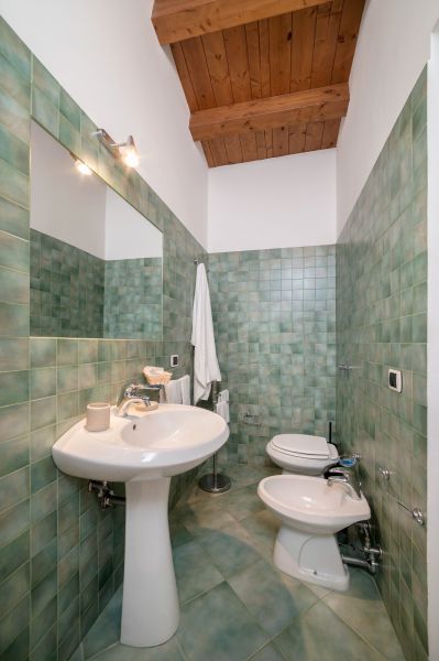 foto 9 Huurhuis van particulieren Marina di Ragusa appartement Sicili Raguse (provincie) badkamer 2