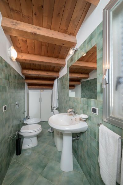 foto 24 Huurhuis van particulieren Marina di Ragusa appartement Sicili Raguse (provincie) badkamer 1