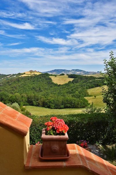 foto 2 Huurhuis van particulieren Volterra gite Toscane  Uitzicht vanaf het terras