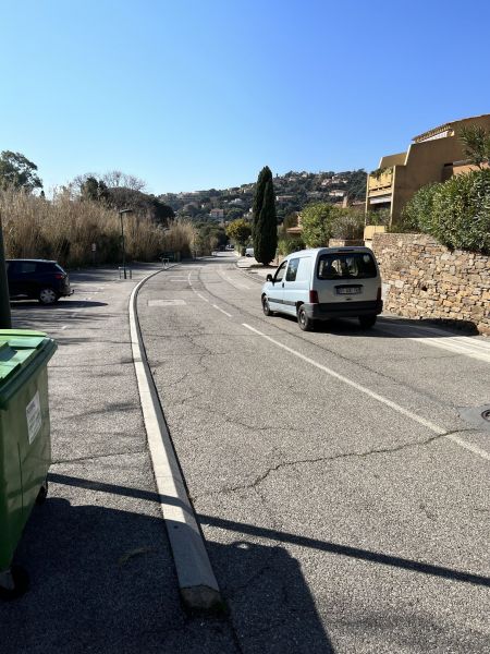 foto 9 Huurhuis van particulieren Le Lavandou appartement Provence-Alpes-Cte d'Azur Var Parkeerplaats