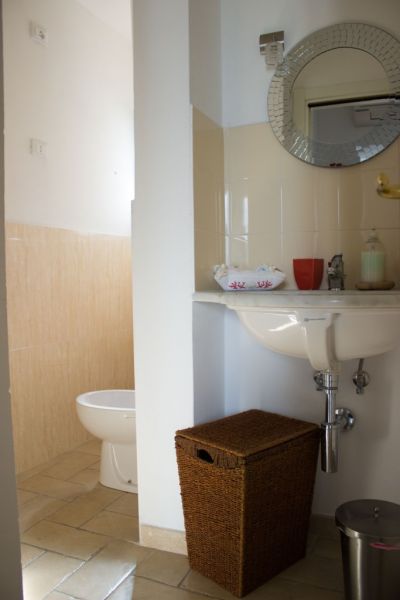foto 9 Huurhuis van particulieren Ameglia appartement Liguri La Spezia (provincie) badkamer
