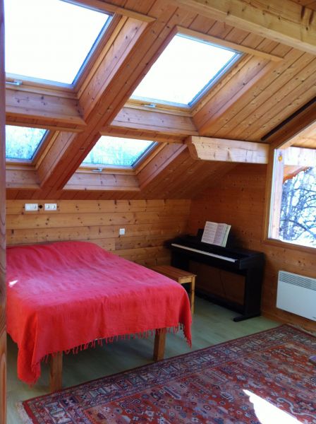 foto 5 Huurhuis van particulieren Embrun chalet Provence-Alpes-Cte d'Azur Hautes-Alpes slaapkamer 1