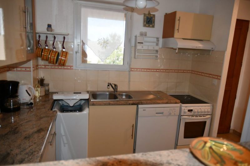 foto 9 Huurhuis van particulieren Rousse-eiland appartement Corsica Haute-Corse Open keuken
