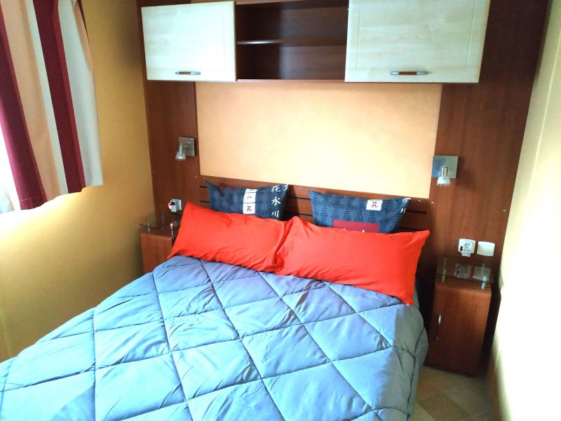 foto 3 Huurhuis van particulieren Vias mobilhome Languedoc-Roussillon Hrault slaapkamer 1
