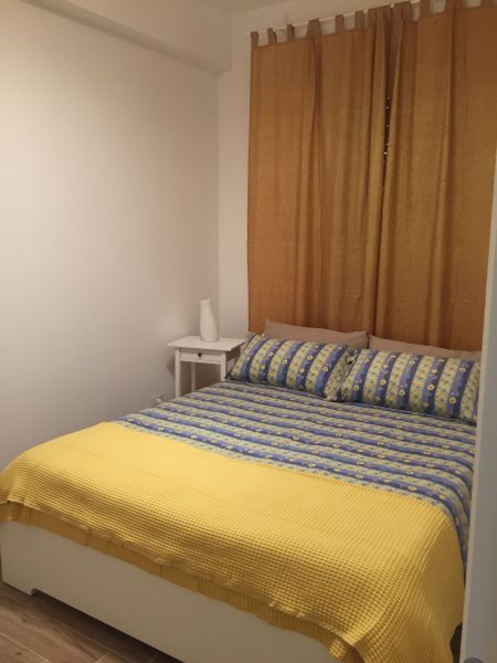 foto 5 Huurhuis van particulieren Santo Stefano al Mare appartement Liguri Imperia (provincie) slaapkamer 1