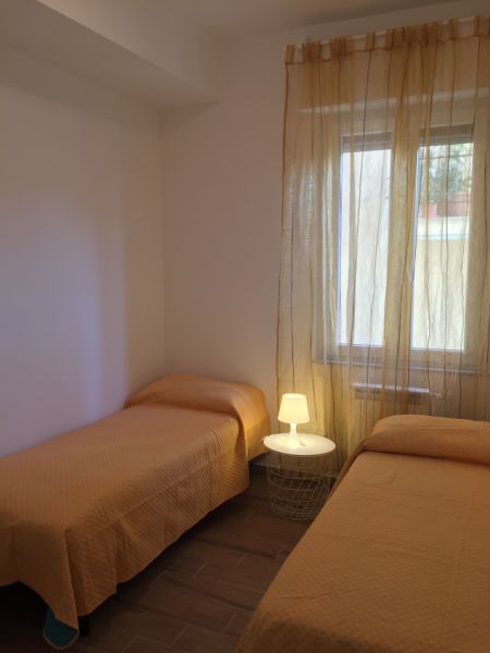 foto 8 Huurhuis van particulieren Santo Stefano al Mare appartement Liguri Imperia (provincie) slaapkamer 2
