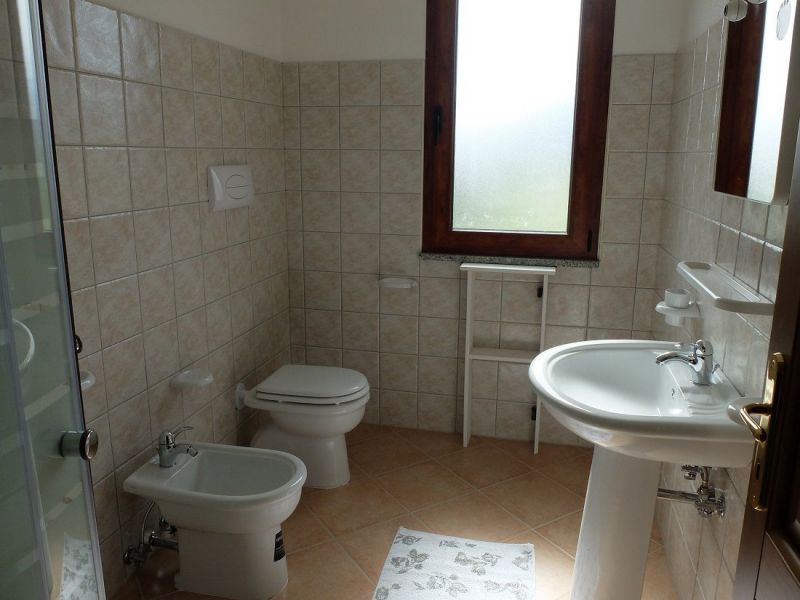 foto 12 Huurhuis van particulieren La Caletta appartement Sardini Nuoro (provincie) badkamer