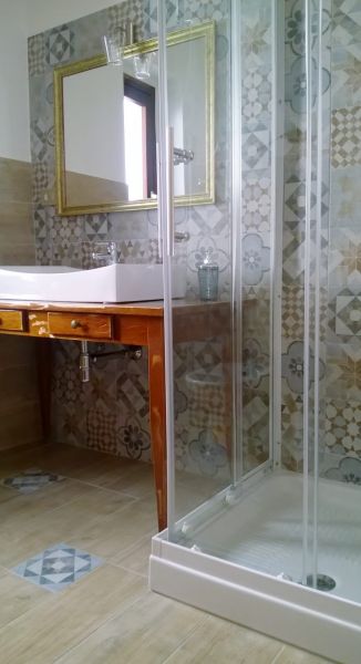 foto 10 Huurhuis van particulieren Cala Gonone appartement Sardini Nuoro (provincie) badkamer