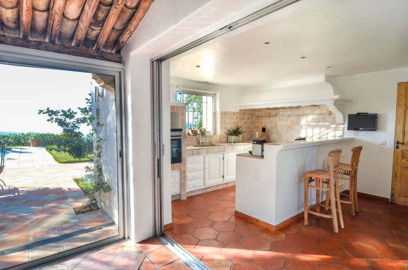 foto 11 Huurhuis van particulieren Sainte Maxime villa Provence-Alpes-Cte d'Azur Var Gesloten keuken 1