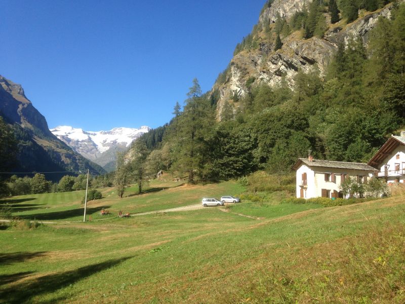 foto 1 Huurhuis van particulieren Gressoney Saint Jean chalet Val-dAosta Aosta (provincie) Parkeerplaats