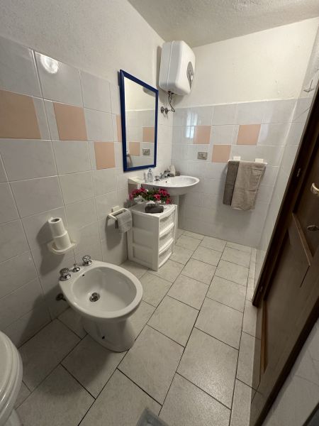 foto 13 Huurhuis van particulieren Valledoria appartement Sardini Sassari (provincie) badkamer