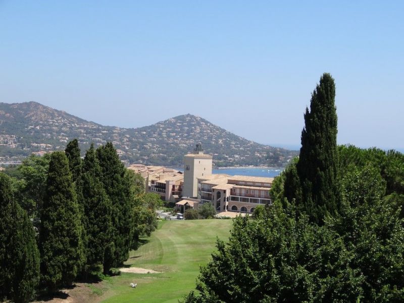 foto 2 Huurhuis van particulieren Saint Raphael studio Provence-Alpes-Cte d'Azur Var Uitzicht vanaf het balkon