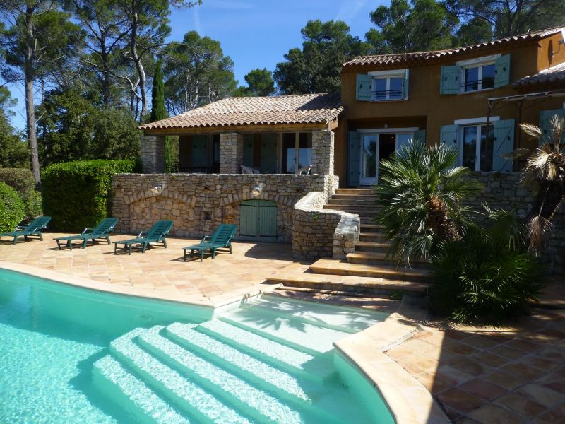 foto 3 Huurhuis van particulieren Entrecasteaux villa Provence-Alpes-Cte d'Azur Var Het aanzicht van de woning