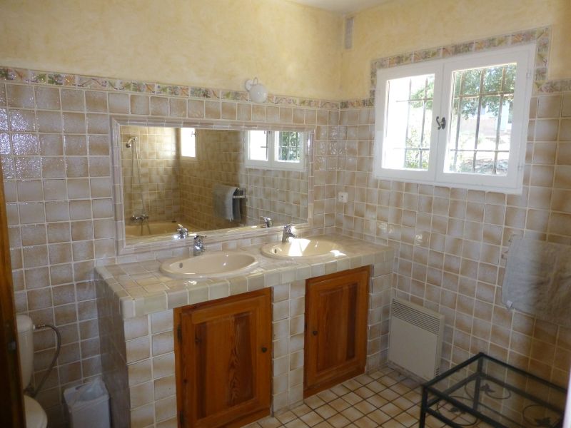 foto 25 Huurhuis van particulieren Entrecasteaux villa Provence-Alpes-Cte d'Azur Var badkamer 4