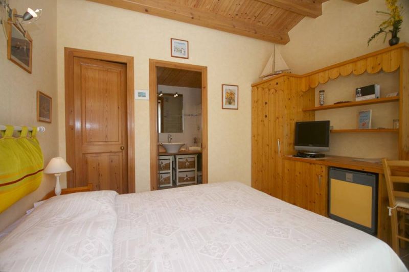 foto 4 Huurhuis van particulieren Saint Martin de R chambrehote Poitou-Charentes Charente-Maritime slaapkamer 2